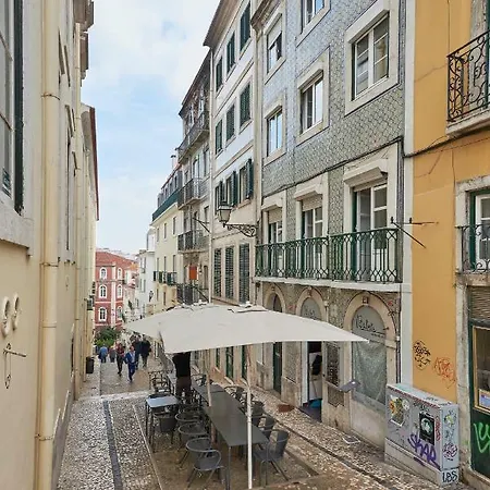 Πανσιόν Chiado Duque Flat *